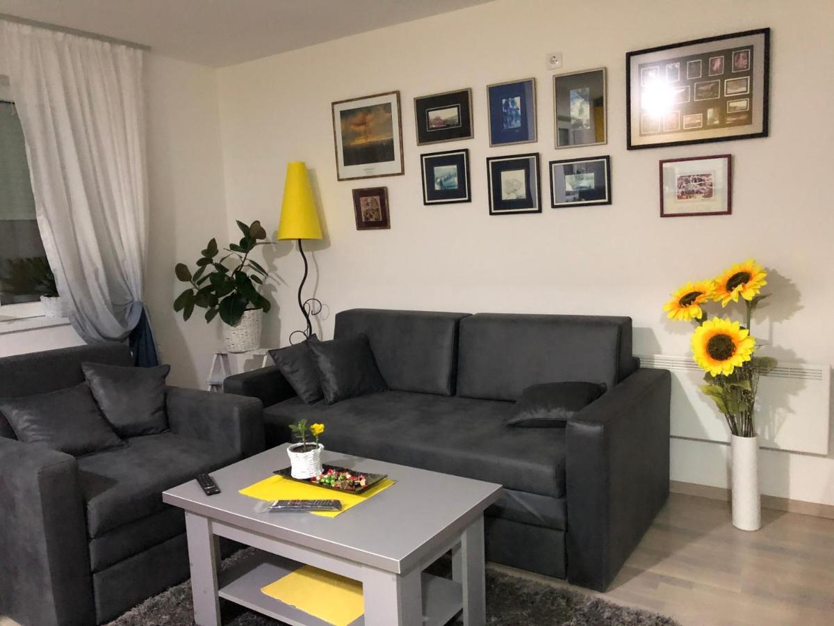 Apartamento Sunce Kruševac Exterior foto